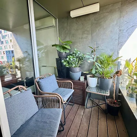 Soho Apartment *